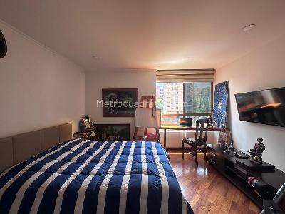 Apartamento de 3 alcobas en venta en El Poblado, Medellín, 238 m² · foto 15 de 20