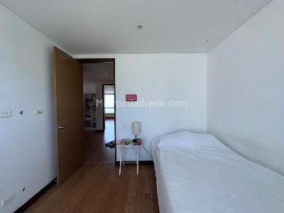 Apartamento de 3 alcobas en venta en El Poblado, Medellín, 199 m² · foto 13 de 19