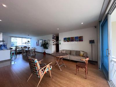 Apartamento de 3 alcobas en venta en El Poblado, Medellín, 199 m² · foto 3 de 19