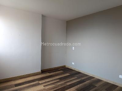 Apartamento de 3 alcobas en venta en El Poblado, Medellín, 70 m² · foto 10 de 18