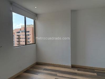 Apartamento de 3 alcobas en venta en El Poblado, Medellín, 70 m² · foto 11 de 18