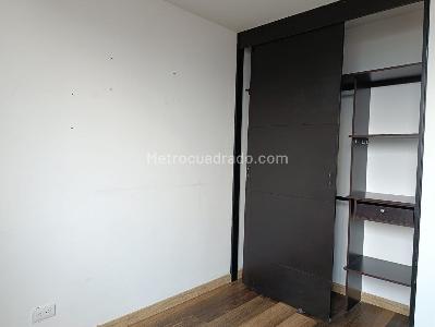 Apartamento de 3 alcobas en venta en El Poblado, Medellín, 70 m² · foto 15 de 18