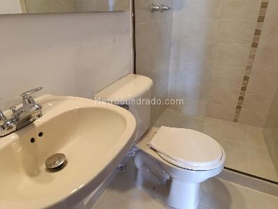 Apartamento de 3 alcobas en venta en El Poblado, Medellín, 70 m² · foto 18 de 18