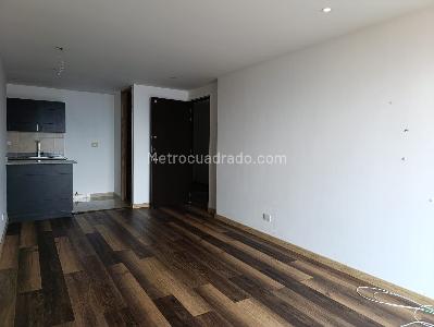 Apartamento de 3 alcobas en venta en El Poblado, Medellín, 70 m² · foto 4 de 18