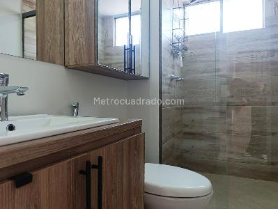 Apartamento de 3 alcobas en venta en El Poblado, Medellín, 130 m² · foto 17 de 19