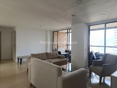 Apartamento de 3 alcobas en venta en El Poblado, Medellín, 130 m² · foto 5 de 19