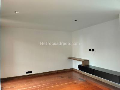Apartamento de 3 alcobas en venta en El Poblado, Medellín, 188 m² · foto 10 de 19