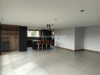 Apartamento de 3 alcobas en venta en El Poblado, Medellín, 188 m² · foto 4 de 19