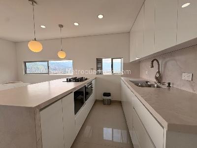 Apartamento de 3 alcobas en venta en Santa María De Los Ángeles, Medellín, 153 m² · foto 8 de 20