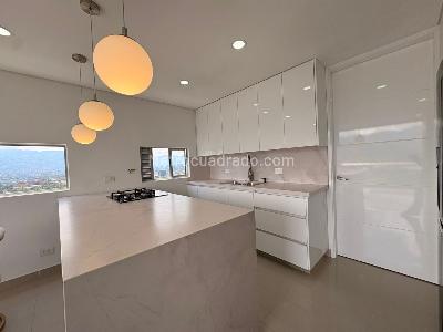 Apartamento de 3 alcobas en venta en Santa María De Los Ángeles, Medellín, 153 m² · foto 9 de 20