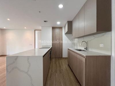 Apartamento de 2 alcobas en venta en Rionegro, Rionegro, 98 m² · foto 5 de 14