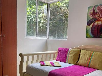 Apartamento de 3 alcobas en venta en El Poblado, Medellín, 125 m² · foto 13 de 14