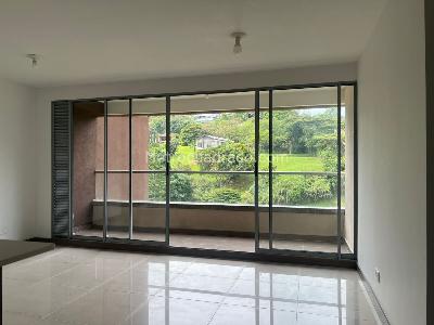Apartamento en venta en Envigado, Envigado · foto 2 de 19