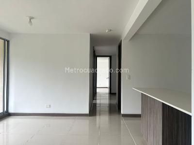 Apartamento en venta en Envigado, Envigado · foto 3 de 19