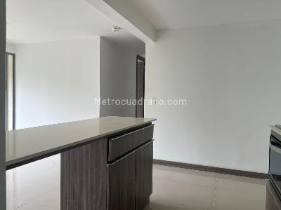 Apartamento en venta en Envigado, Envigado · foto 7 de 19