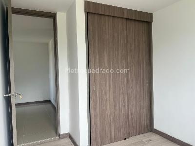 Apartamento en venta en Envigado, Envigado · foto 9 de 19