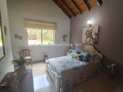 Casa en arriendo en El Poblado, Medellín · foto 14 de 20