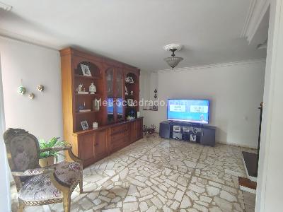 Casa en arriendo en El Poblado, Medellín · foto 9 de 20