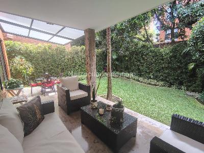 Casa de 3 alcobas en venta en El Poblado, Medellín, 256 m² · foto 19 de 20