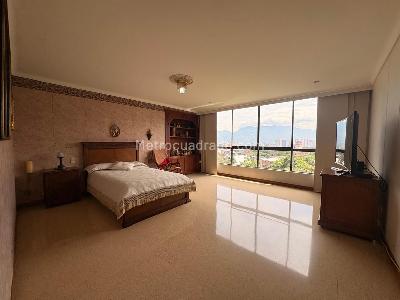 Apartamento de 4 alcobas en venta en El Poblado, Medellín, 295 m² · foto 11 de 20