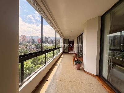 Apartamento de 4 alcobas en venta en El Poblado, Medellín, 295 m² · foto 20 de 20