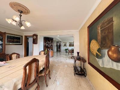 Apartamento de 4 alcobas en venta en El Poblado, Medellín, 295 m² · foto 3 de 20