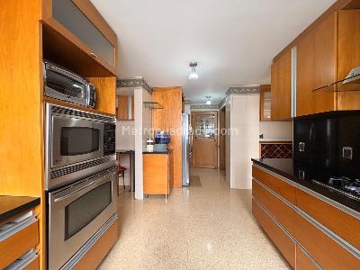 Apartamento de 4 alcobas en venta en El Poblado, Medellín, 295 m² · foto 7 de 20