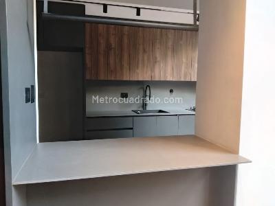 Apartamento en venta en El Poblado, Medellín · foto 6 de 17