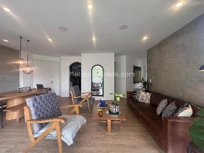 Apartamento de 2 alcobas en venta en El Poblado, Medellín, 127 m² · foto 2 de 17