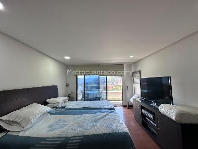 Apartamento de 3 alcobas en venta en El Poblado, Medellín, 212 m² · foto 12 de 20