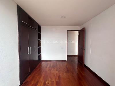 Apartamento de 4 alcobas en venta en El Poblado, Medellín, 170 m² · foto 13 de 19