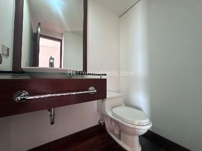 Apartamento de 4 alcobas en venta en El Poblado, Medellín, 170 m² · foto 18 de 19