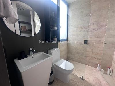 Apartamento en venta en El Poblado, Medellín · foto 19 de 20