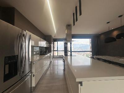 Apartamento en venta en El Poblado, Medellín · foto 7 de 20