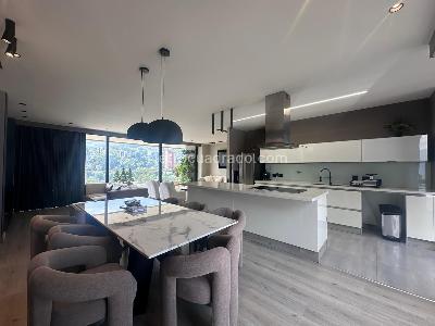 Apartamento de 3 alcobas en venta en El Poblado, Medellín, 198 m² · foto 5 de 20