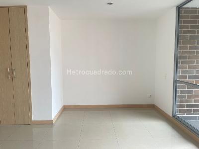 Apartamento de 2 alcobas en venta en Sabaneta, Sabaneta, 77 m² · foto 2 de 20