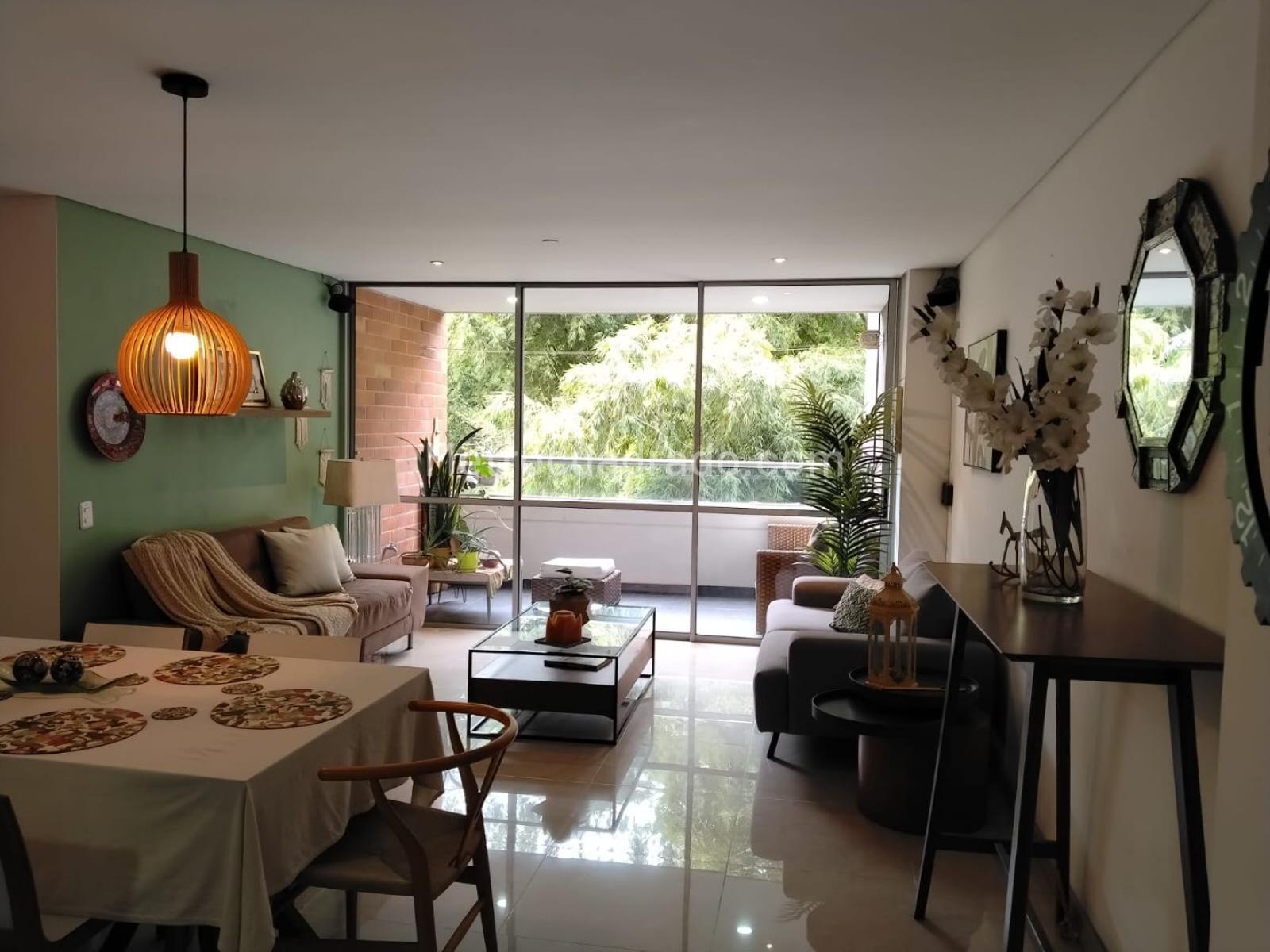 Apartamento de 3 habitaciones en arriendo en El Poblado, Medellín — imagen 1 de 20