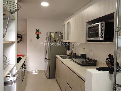 Apartamento de 3 alcobas en arriendo en El Poblado, Medellín, 135 m² · foto 6 de 20