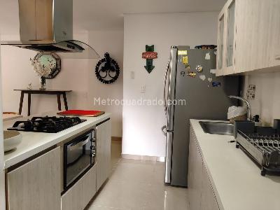 Apartamento de 3 alcobas en arriendo en El Poblado, Medellín, 135 m² · foto 8 de 20