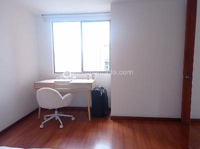 Apartamento de 3 alcobas en venta en El Tesoro, Medellín, 145 m² · foto 14 de 20
