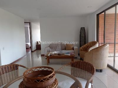 Apartamento de 3 alcobas en venta en El Tesoro, Medellín, 145 m² · foto 3 de 20