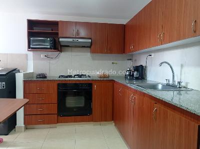 Apartamento de 3 alcobas en venta en El Tesoro, Medellín, 145 m² · foto 5 de 20