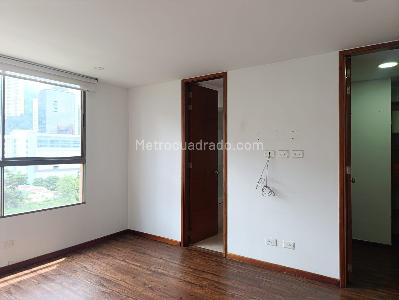 Apartamento de 3 alcobas en venta en El Poblado, Medellín, 160 m² · foto 11 de 18
