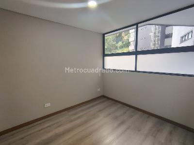 Apartamento de 3 alcobas en arriendo en Altos Del Poblado, Medellín, 102 m² · foto 11 de 18