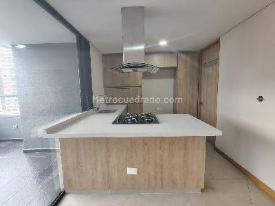 Apartamento de 3 alcobas en arriendo en Altos Del Poblado, Medellín, 102 m² · foto 5 de 18