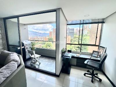 Apartamento de 2 alcobas en venta en El Poblado, Medellín, 107 m² · foto 4 de 12