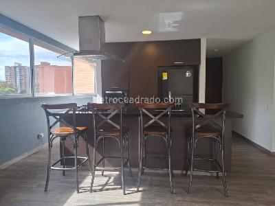 Apartamento de 2 alcobas en arriendo en El Poblado, Medellín, 98 m² · foto 5 de 18