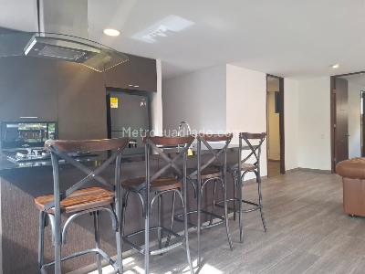 Apartamento de 2 alcobas en arriendo en El Poblado, Medellín, 98 m² · foto 8 de 18