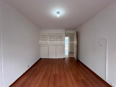 Apartamento de 3 alcobas en arriendo en El Tesoro, Medellín, 172 m² · foto 15 de 19