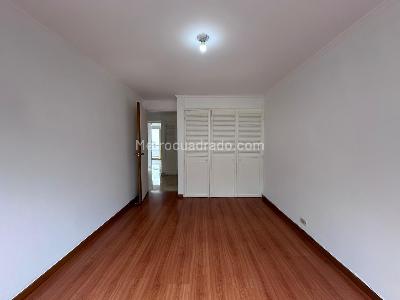 Apartamento de 3 alcobas en arriendo en El Tesoro, Medellín, 172 m² · foto 17 de 19